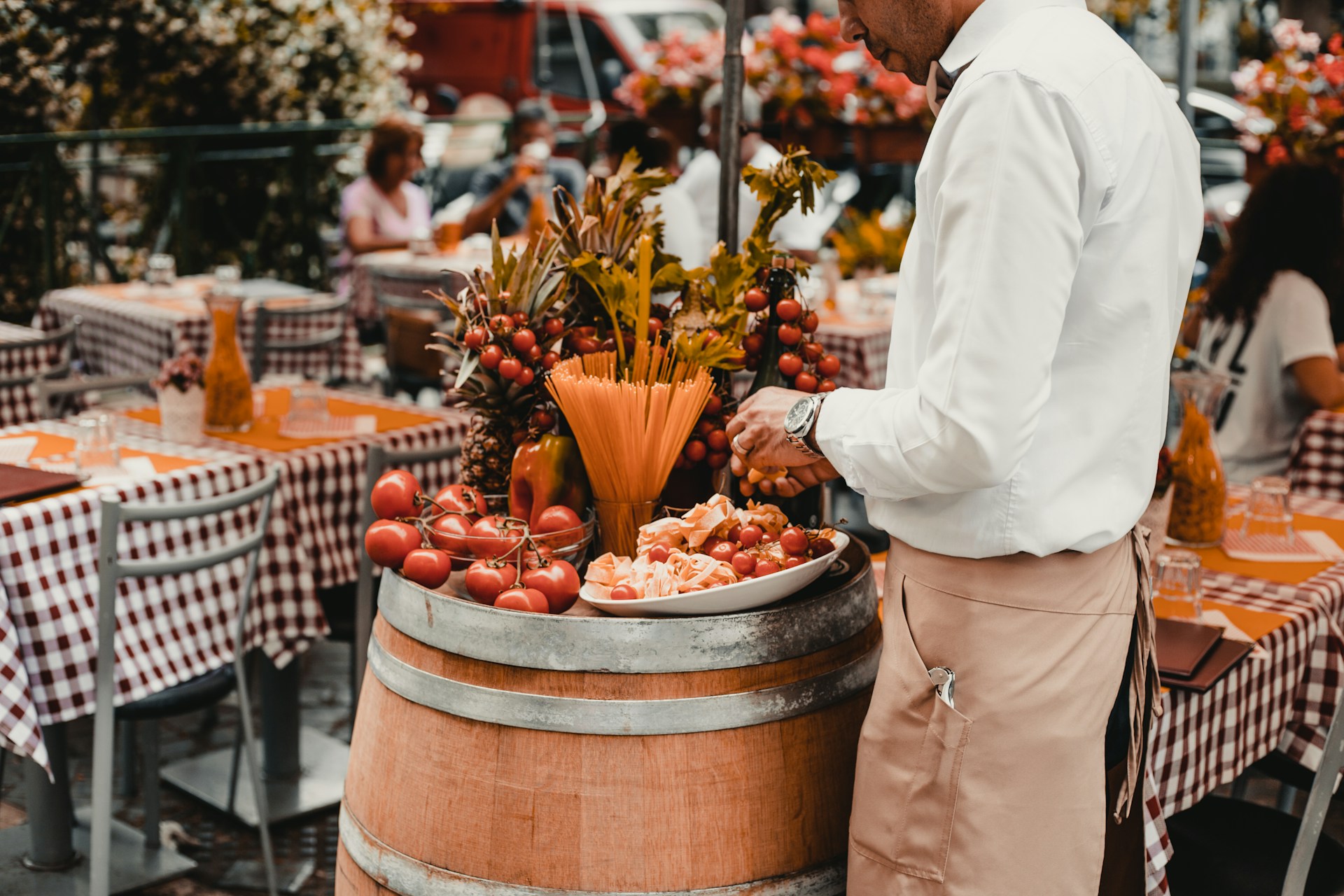 Top 5 Street Foods to Try in Rome, Florence, and Milan